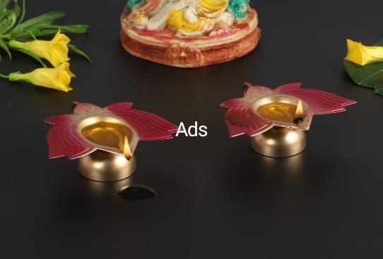 Metal Dia with handle and base (set of 6)