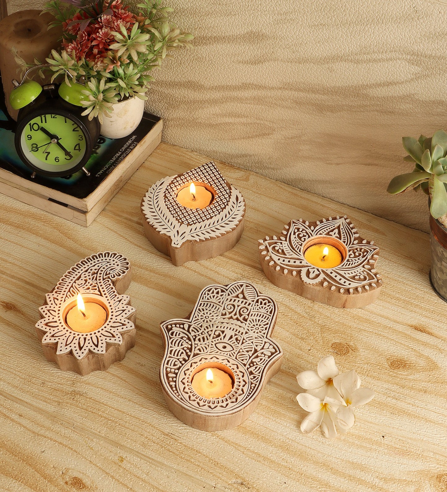 Wooden tealight set of 4