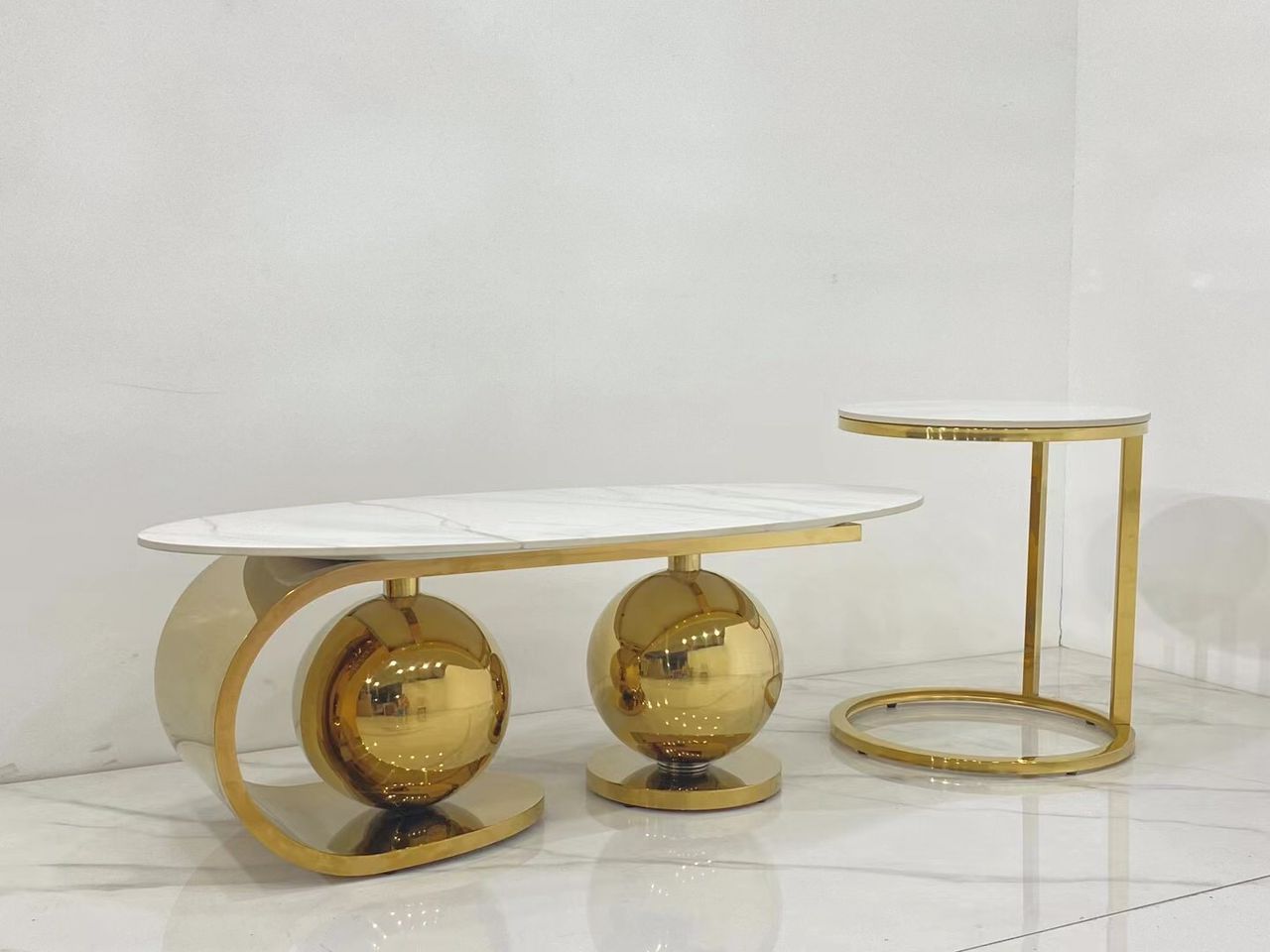 Luxurious Oval Centre Table Set of 2 with Double Ball Design