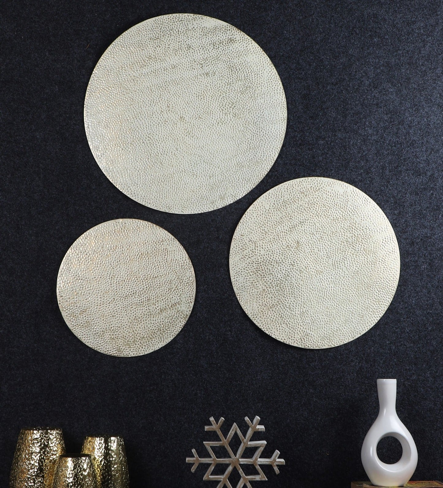 Metal Circles wall decor set of 3 idekors