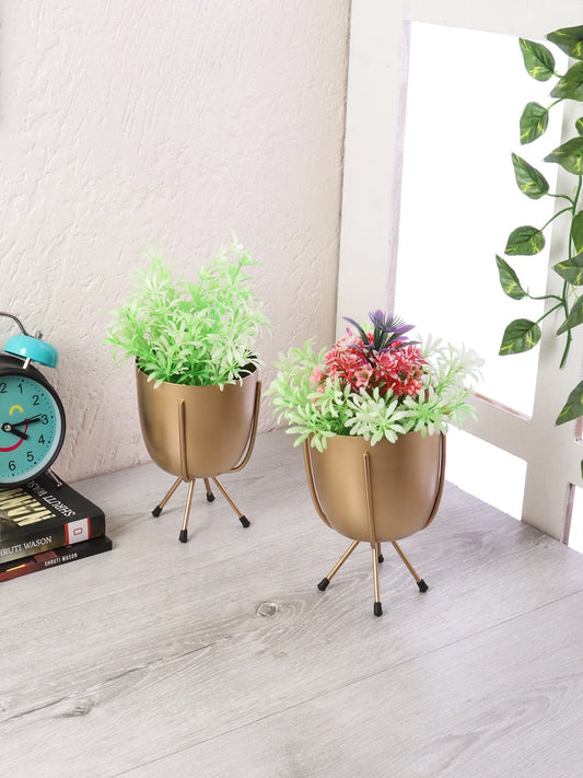 Metal Planter with stand set of 2 idekors