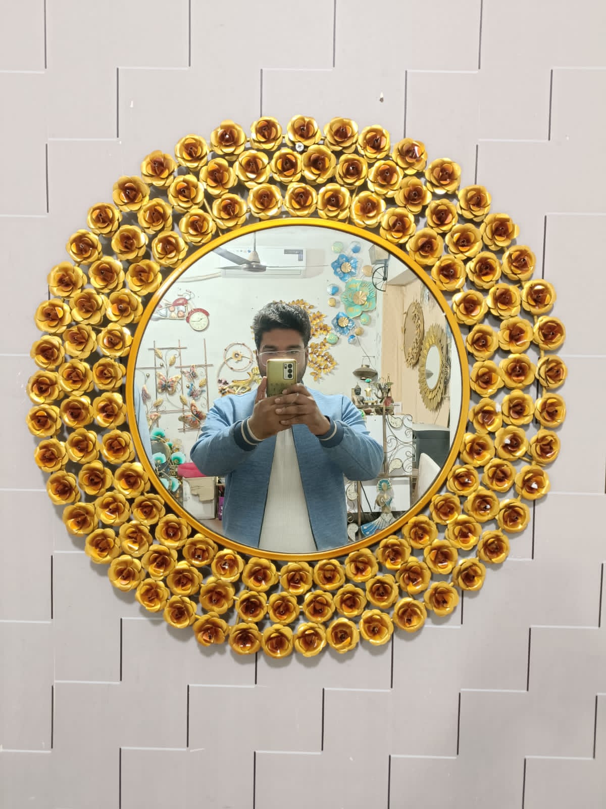 Rose Metal Mirror idekors