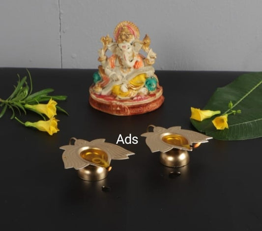 Metal Dia with handle and base (set of 6)