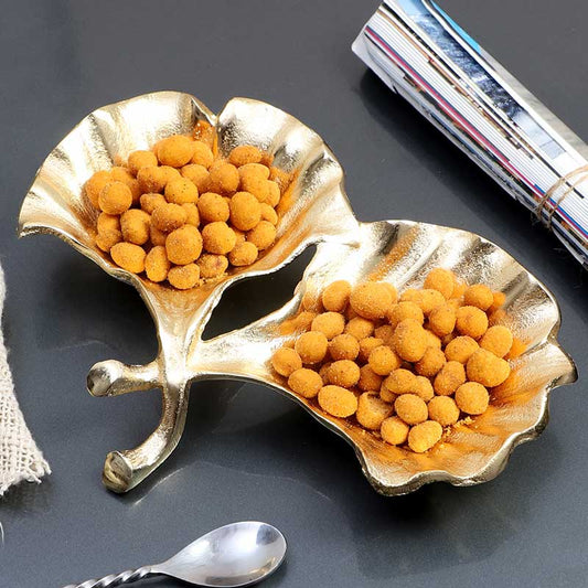 Double leaf dry fruit platter